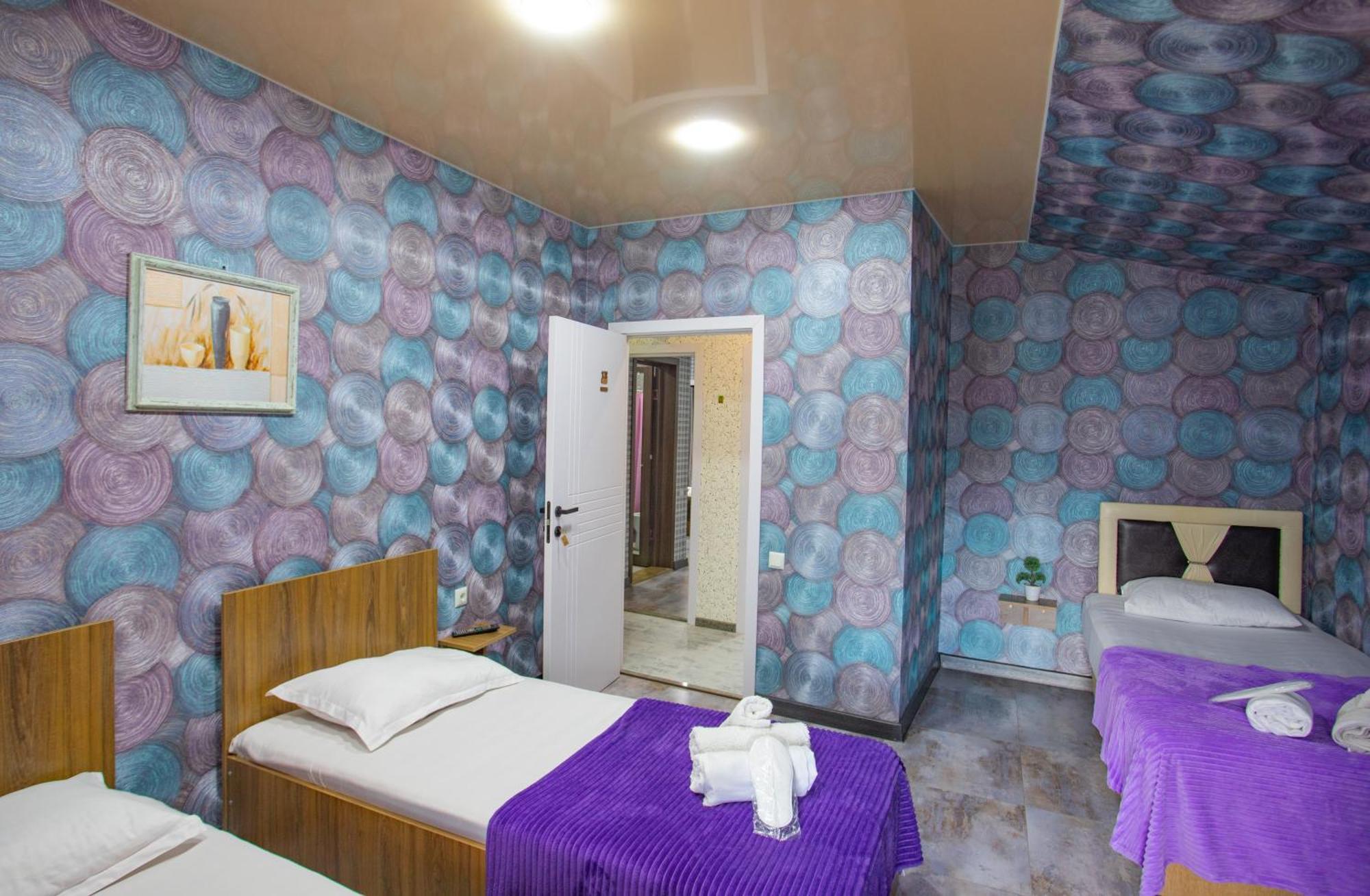 Hotel Homeland Batumi Exterior photo