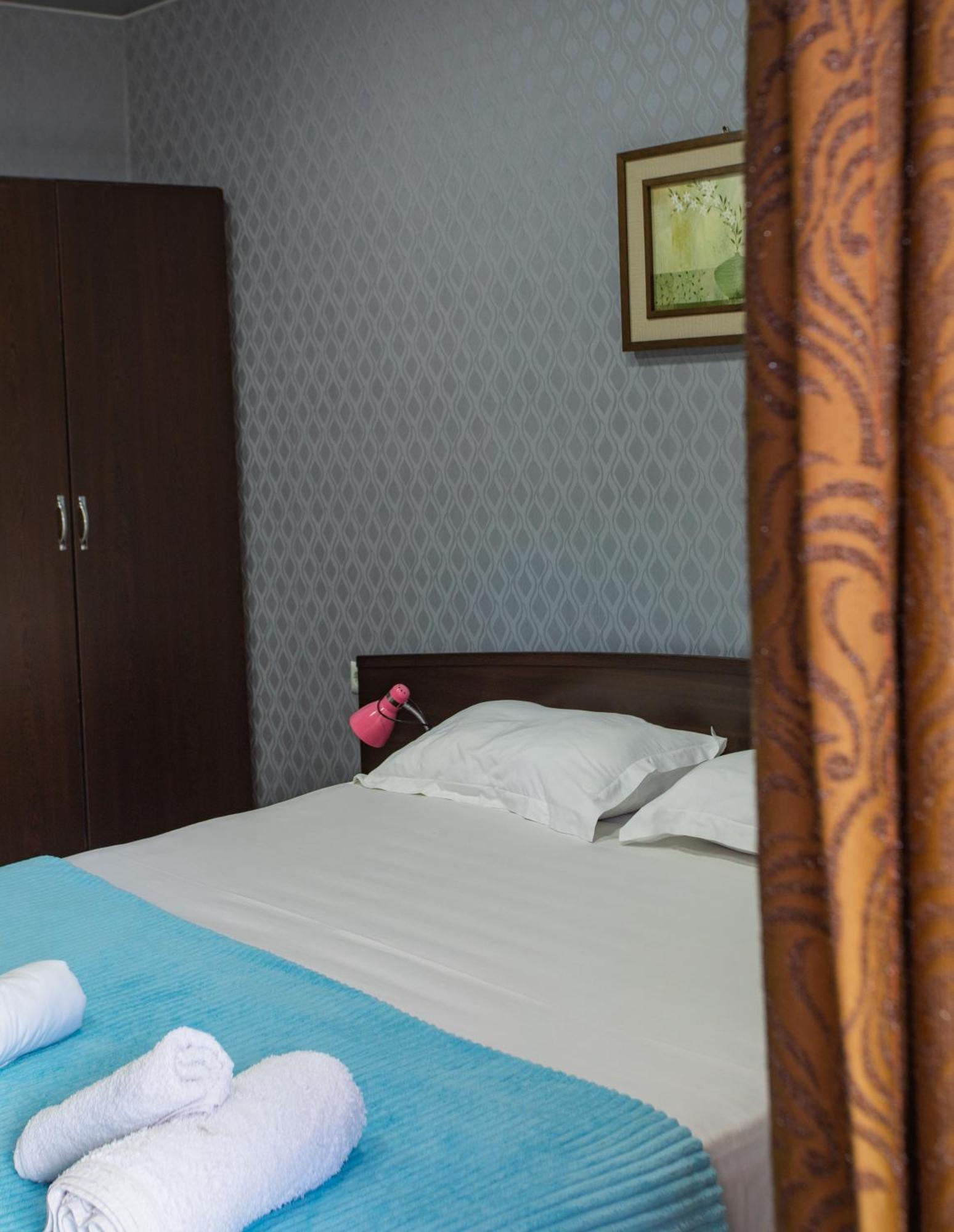 Hotel Homeland Batumi Exterior photo